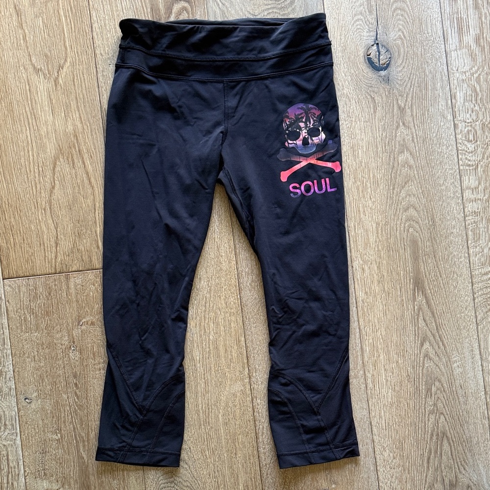 Lululemon Soul Cycle Capri Leggings | Sz 6